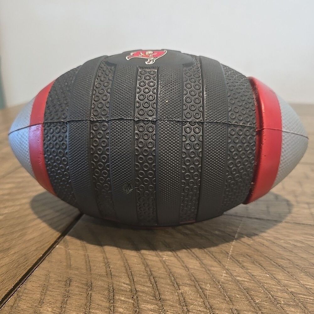 Tampa Bay Buccaneers NFL Nerf Pro Grip Football 2005 New Rare HTF - Picture 3 of 4